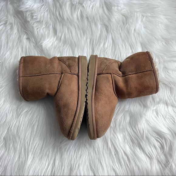 UGG Australia Little Kid’s Classic  Short Chestnut Boot Sz 3 - Picture 11 of 16